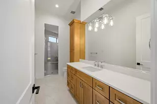7907 S Villa Cir, Hilshire Village, TX 77055 - Photo 12