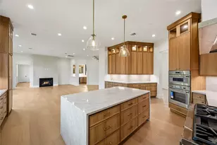 7907 S Villa Cir, Hilshire, TX 77055 - Photo 1