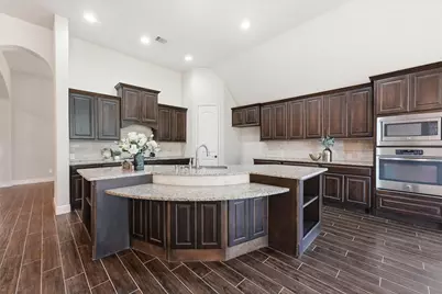 6727 Miller Shadow Lane, Sugar Land, TX 77479 - Photo 6