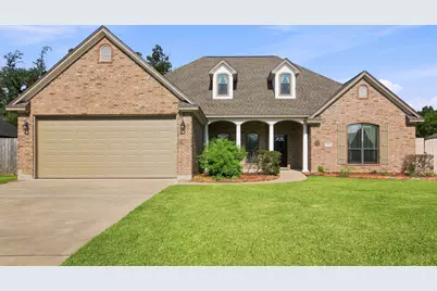 1046 Cardinal Drive, Richwood, TX 77566 - Photo 1