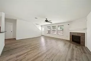 16717 Foursquare Dr, Conroe, TX 77385 - Photo 2