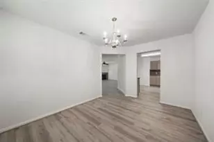 16717 Foursquare Dr, Conroe, TX 77385 - Photo 6