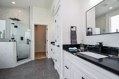 5609 Val Verde Street #A, Houston, TX 77057 - Photo 26