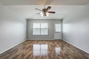 223 Sunset Colony Dr, Rosharon, TX 77583 - Photo 10
