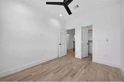 5027 Willow Glen Drive #A-B, Houston, TX 77033 - Photo 28