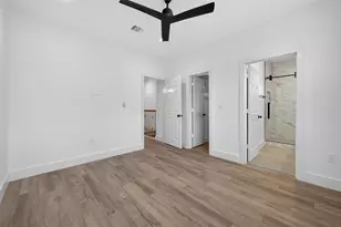5027 Willow Glen Dr, Houston, TX 77033 - Photo 22