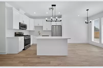 5027 Willow Glen Drive #A-B, Houston, TX 77033 - Photo 12