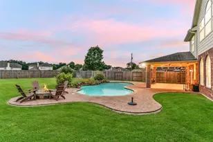 109 Grand Creek Dr, League City, TX 77573 - Photo 2
