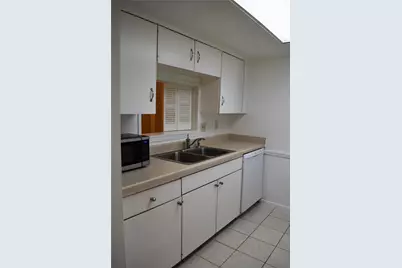12633 Memorial Drive #3/16, Houston, TX 77024 - Photo 4