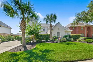 313 Shore Breeze Ln, League City, TX 77573 - Photo 1