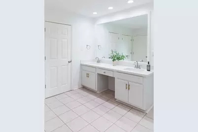 2201 Fairbanks Street, Nederland, TX 77627 - Photo 12