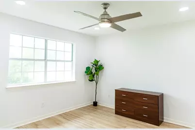 2201 Fairbanks Street, Nederland, TX 77627 - Photo 16