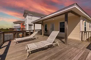 16711 Kingston Way, Galveston, TX 77554 - Photo 18