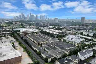 3813 Center Plaza Dr, Houston, TX 77007 - Photo 26