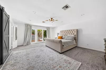 444 E Fair Harbor Lane, Houston, TX 77079 - Photo 4