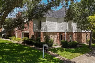 444 E Fair Harbor Ln, Houston, TX 77079 - Photo 22