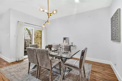 444 E Fair Harbor Lane, Houston, TX 77079 - Photo 2