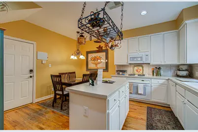 2214 W Holcombe Boulevard, Houston, TX 77030 - Photo 20