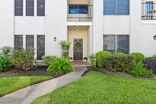 1302 Augusta Dr, Houston, TX 77057 - Photo 1