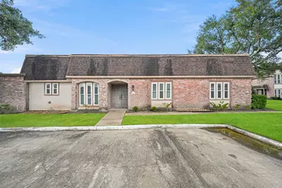 2931 Camelot Lane, Missouri City, TX 77459 - Photo 1