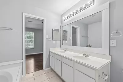 19 Timberstar St Street, The Woodlands, TX 77382 - Photo 26