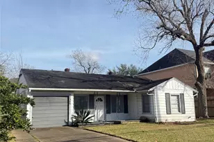 7309 S Rice Ave, Bellaire, TX 77401 - Photo 2