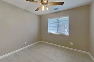 16830 Needle Ridge Ct, Sugar Land, TX 77498 - Photo 10