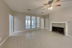 16830 Needle Ridge Ct, Sugar Land, TX 77498 - Photo 2