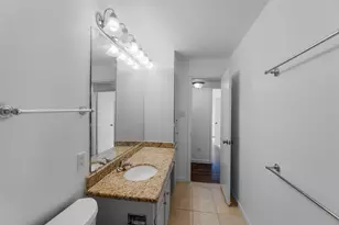 361 N Post Oak Ln, Houston, TX 77024 - Photo 32