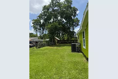10437 Barnham Street, Houston, TX 77016 - Photo 16