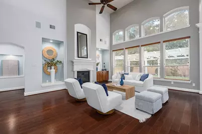 27 N Arrow Canyon Circle, The Woodlands, TX 77389 - Photo 2