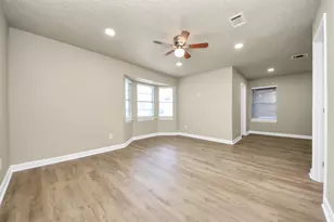 205 Cole St, Webster, TX 77598 - Photo 24