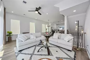 1935 Knoll Square Dr, Houston, TX 77080 - Photo 2