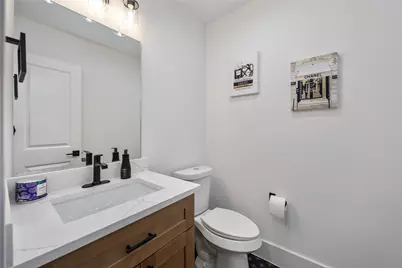 1935 Knoll Square Drive, Houston, TX 77080 - Photo 16