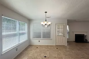 210 Rolling Plains Dr, Sugar Land, TX 77479 - Photo 12