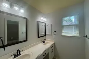 210 Rolling Plains Dr, Sugar Land, TX 77479 - Photo 40