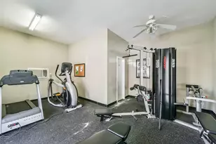 4515 Briar Hollow Pl, Houston, TX 77027 - Photo 10