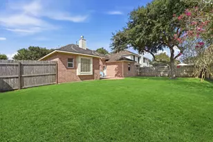 222 Meadowhill Ln, Dickinson, TX 77539 - Photo 22