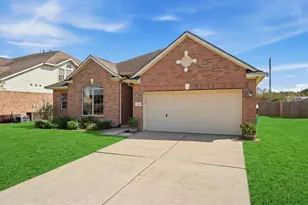 222 Meadowhill Ln, Dickinson, TX 77539 - Photo 2