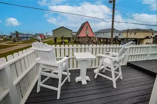 515 Texas St, Surfside Beach, TX 77541 - Photo 2