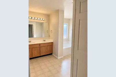 8618 Woodpath Lane, Houston, TX 77075 - Photo 28