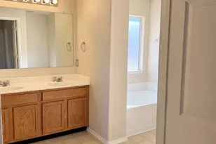 8618 Woodpath Ln, Houston, TX 77075 - Photo 28