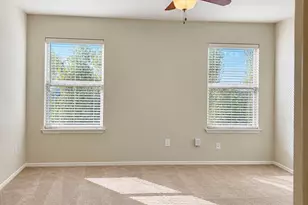 8618 Woodpath Ln, Houston, TX 77075 - Photo 6