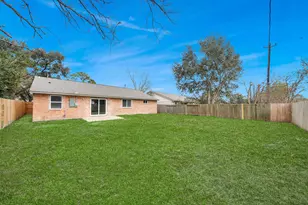 5811 Cartagena St, Houston, TX 77035 - Photo 36