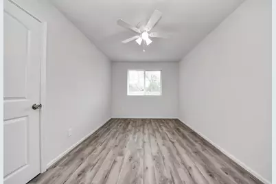 5811 Cartagena Street, Houston, TX 77035 - Photo 26