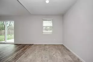 5811 Cartagena St, Houston, TX 77035 - Photo 12