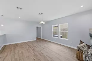 249 Mc Dade St, Hempstead, TX 77445 - Photo 8