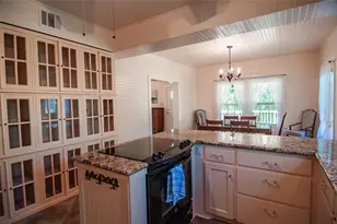 202 Meadowlawn St, Shoreacres, TX 77571 - Photo 8