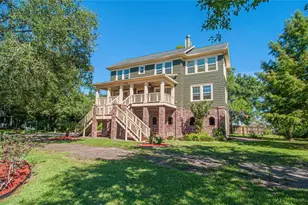 202 Meadowlawn St, Shoreacres, TX 77571 - Photo 1