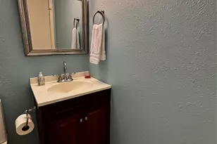 7521 Beaudelaire Cir, Galveston, TX 77551 - Photo 10